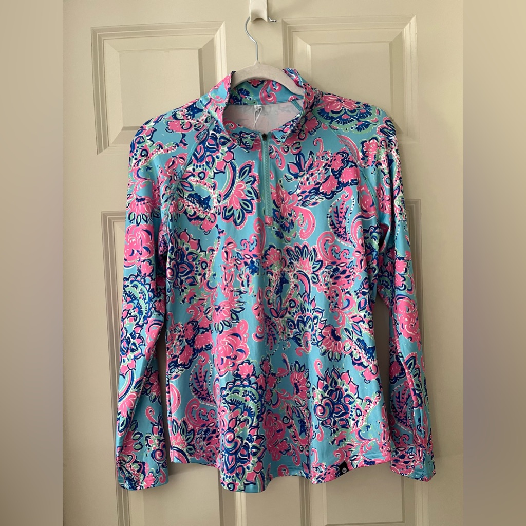 - Nwt Women’s Soneven Long Sleeve Quarter Zip Floral Pattern Vibrant Golf Size M